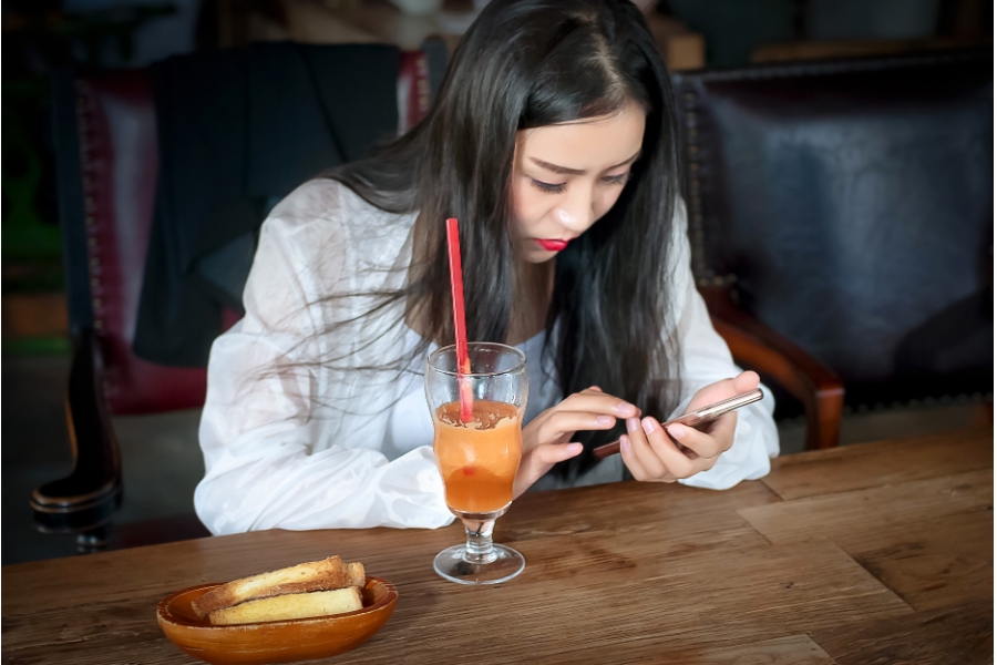 电子游戏荼毒孩子的身心  青少年沉迷网游怎么办?