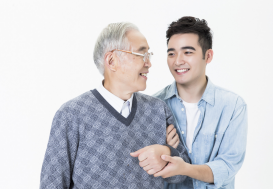 老年人容易跌倒，如何有效预防呢？