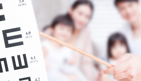 我们该拿什么拯救孩子的明眸？