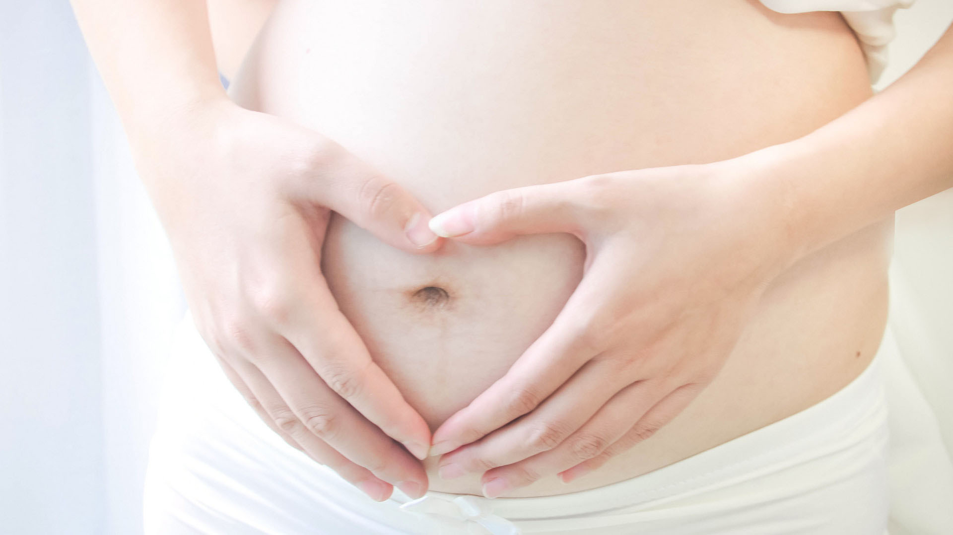 孕早期出现腹泻症状怎么办？