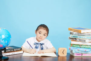 家长给小孩买哪种保险合适?